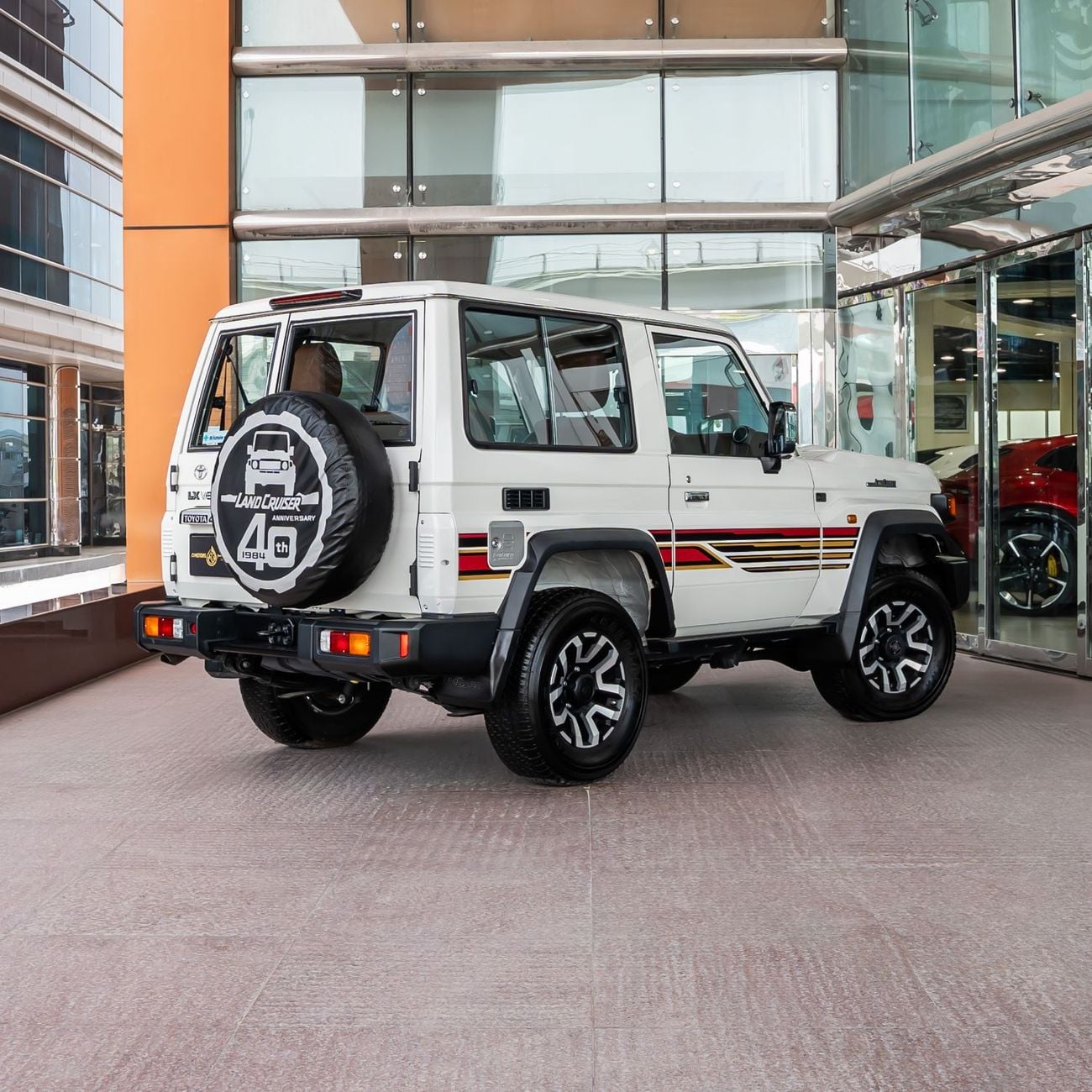 تويوتا لاند كروزر 70 LC 78 40TH ANNIVERSARY 4.0L AT LC76 LX