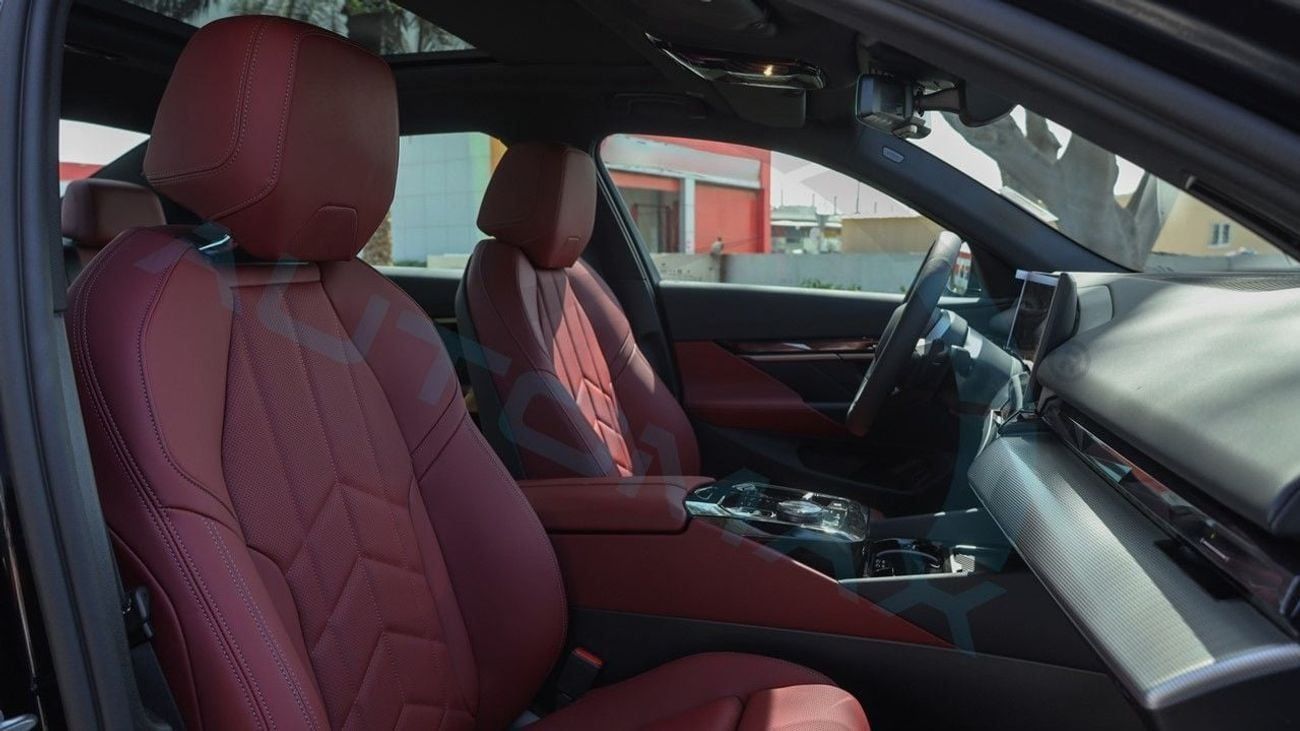 بي أم دبليو 530i M 2.0T 2026 RWD 0Km With 3 Years Or 100,000Km Warranty