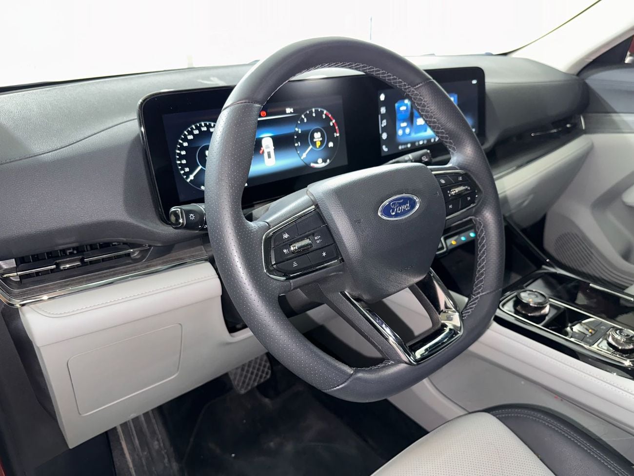 فورد تيريتوري TITANIUM PLUS TECH PKG /TER4224 /AL TAYER MOTORS /AL QOUZ SHOWROOM