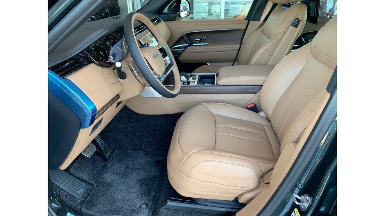 Land Rover Range Rover GCC Spec / Under Warranty