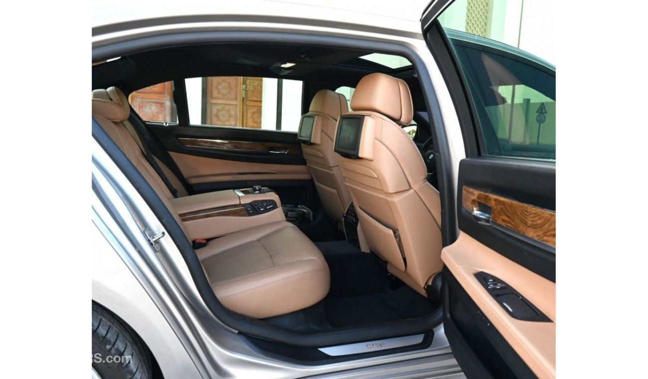 بي أم دبليو 750Li 2012 خليجي بحالة ممتازة بدون حوادث