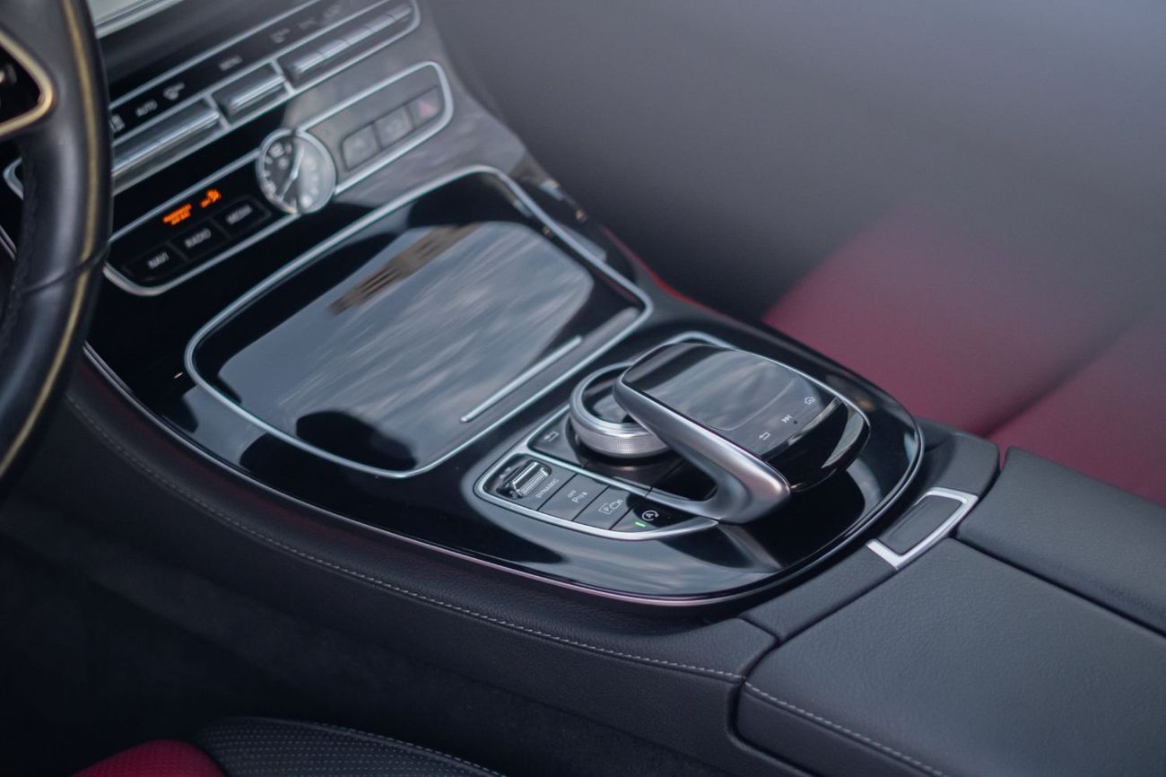 Mercedes-Benz E 450 4MATIC 3.0L