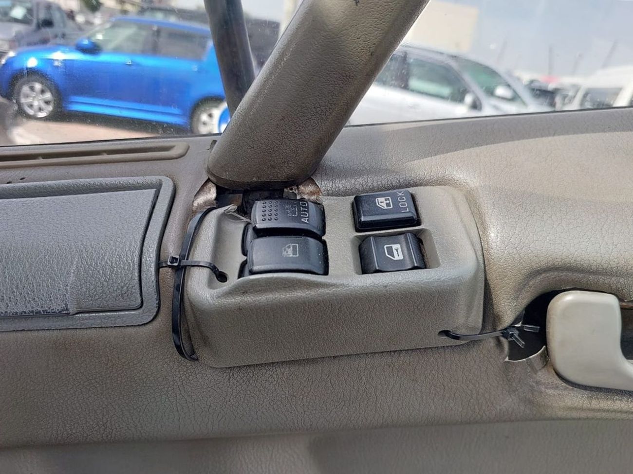 ميتسوبيشي فايتر MITSUBISHI FIGHTER TRUCK RHD 2018 MODEL 8.2 L DIESEL MANUAL(PM20050)