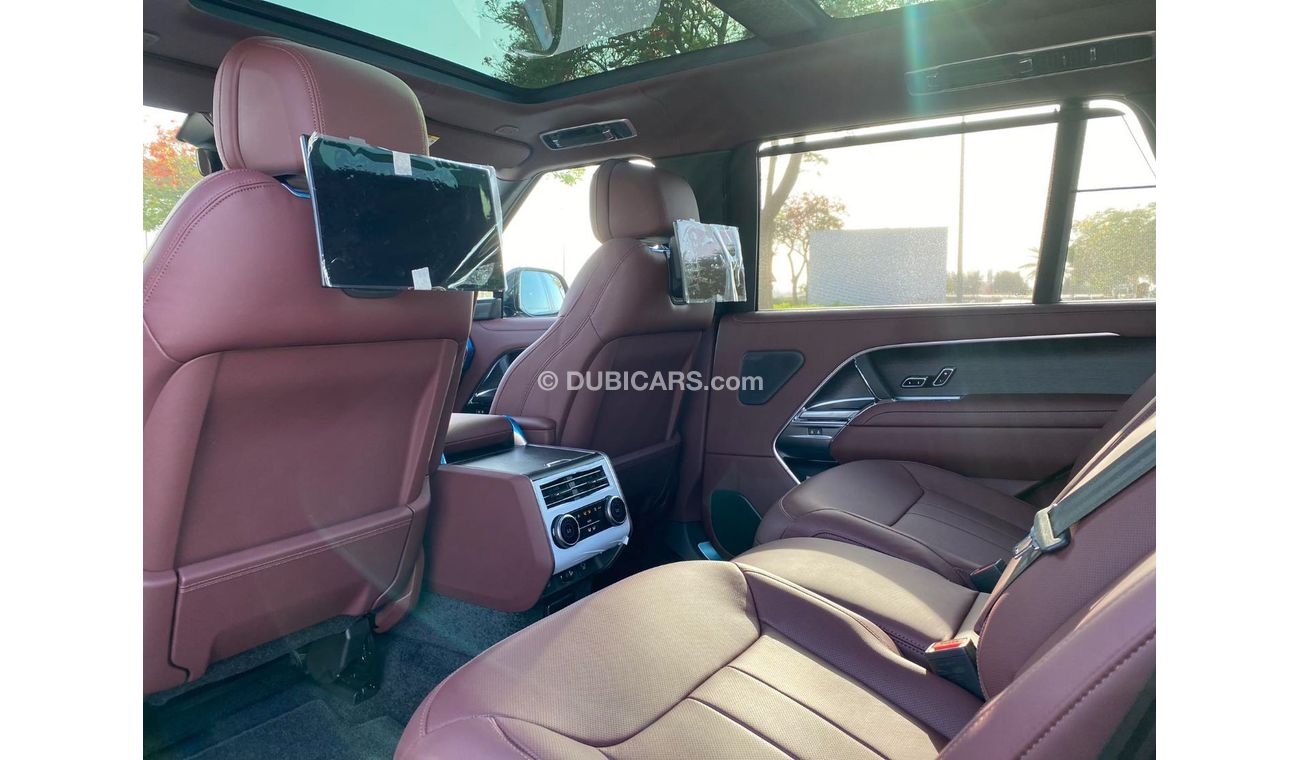 Land Rover Range Rover LWB AUTOBIOGRAPHY GCC SPEC UNDER WARRANTY AND SERVICE