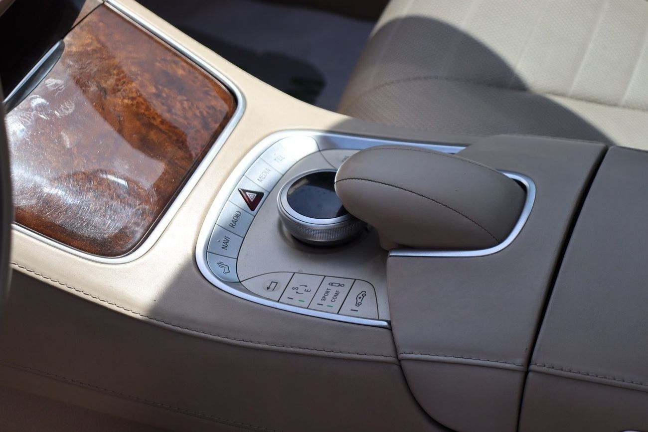 Mercedes-Benz S 500 Mercedes-Benz S500 / GCC / 2014 / Only 67,000KM / Original Paint