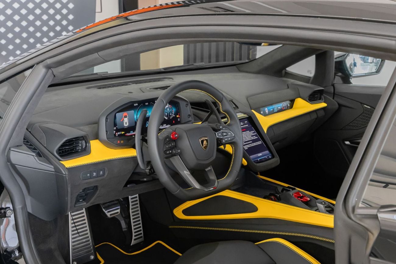 Lamborghini Temerario Lamborghini Temerario | 2026 | HPEV | 920 HP | AWD | Black / Yellow & Black Interior