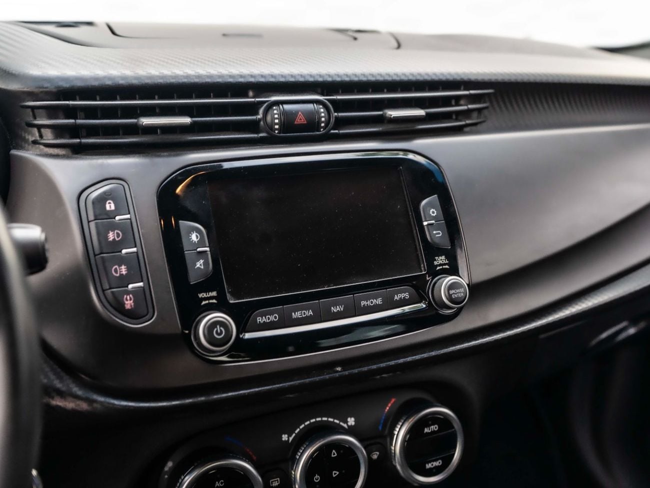 ألفا روميو جوليتا Veloce