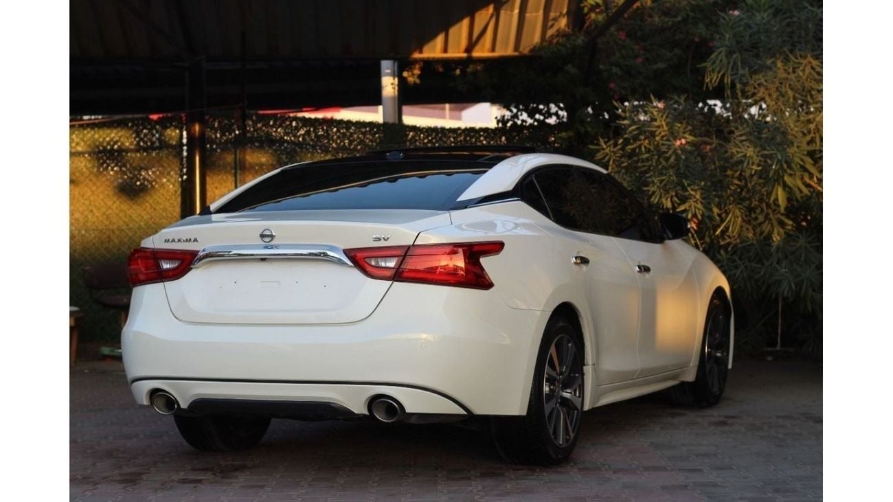 Nissan Maxima SV