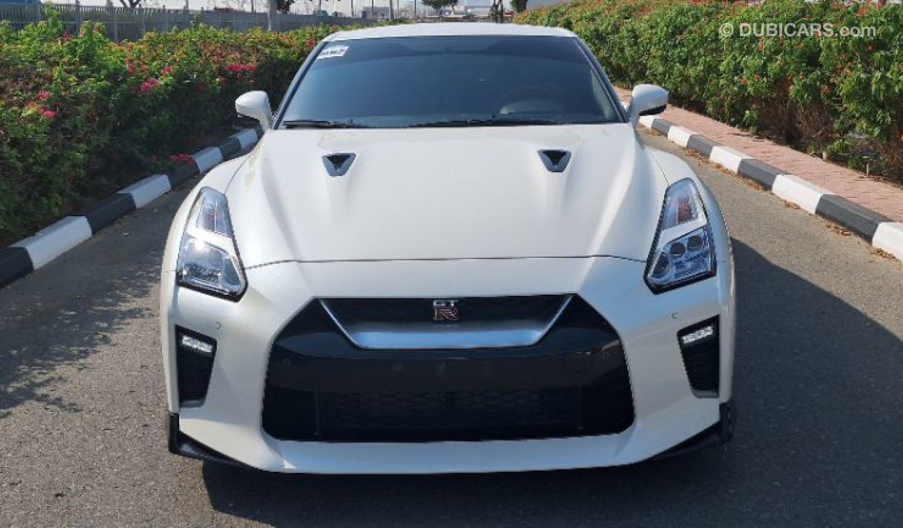 نيسان GT-R NISSAN GTR 2022 PREMIUM GCC FULL SERVICE HISTORY +WARRANTY AL ROSTMANI TILL 12-01-2027 + ORGINAL PAI