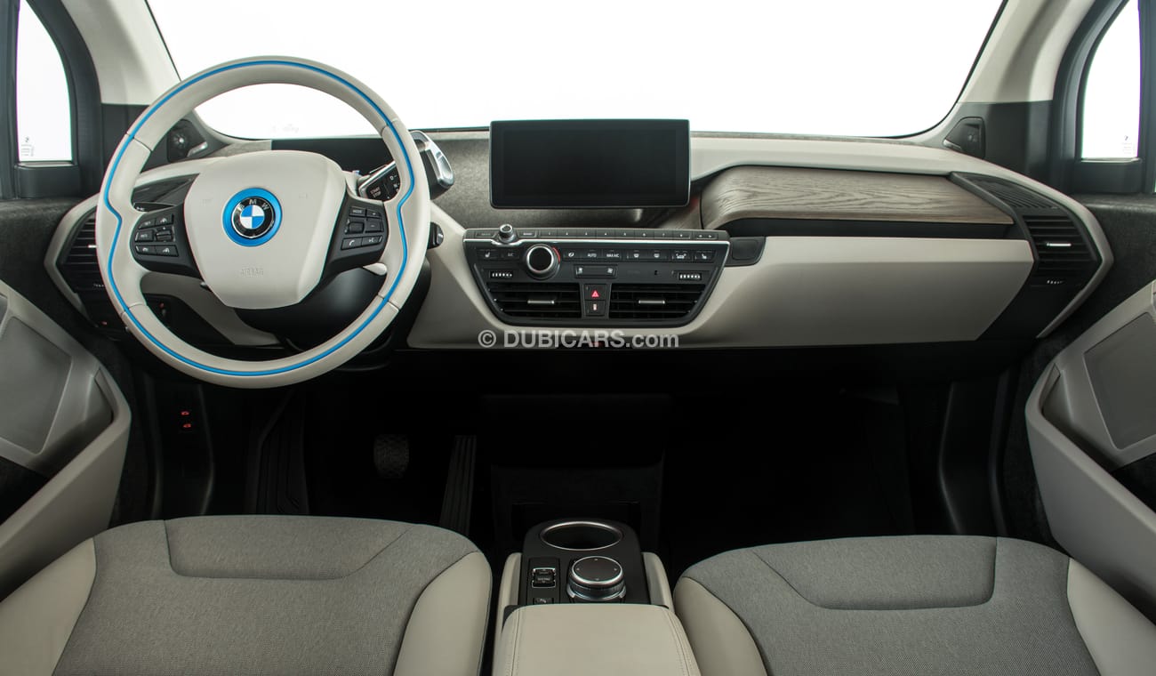 بي أم دبليو i3