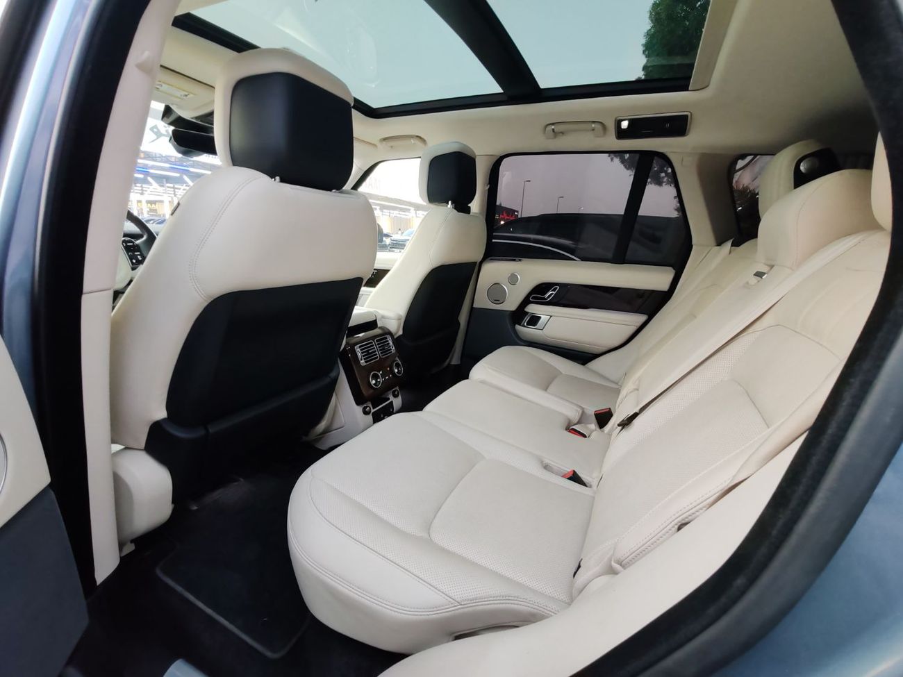 لاند روفر رينج روفر Rang Rover Autobiography supercharged warranty one year