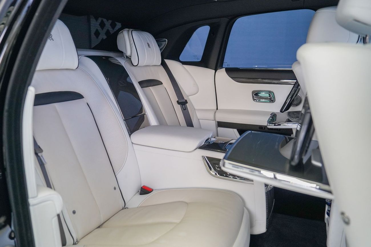 رولز رويس جوست Black Badge 6.6L