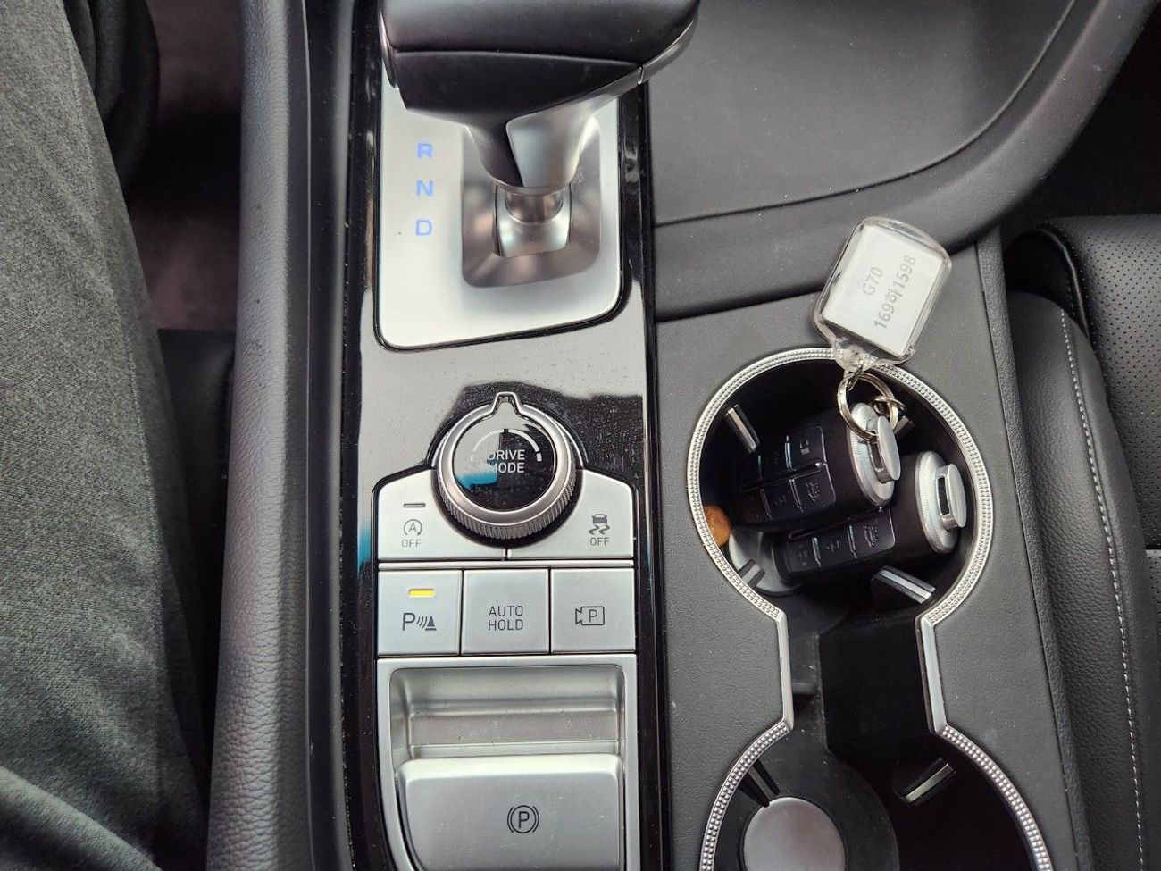 Genesis G70 Platinum 2.0L RWD