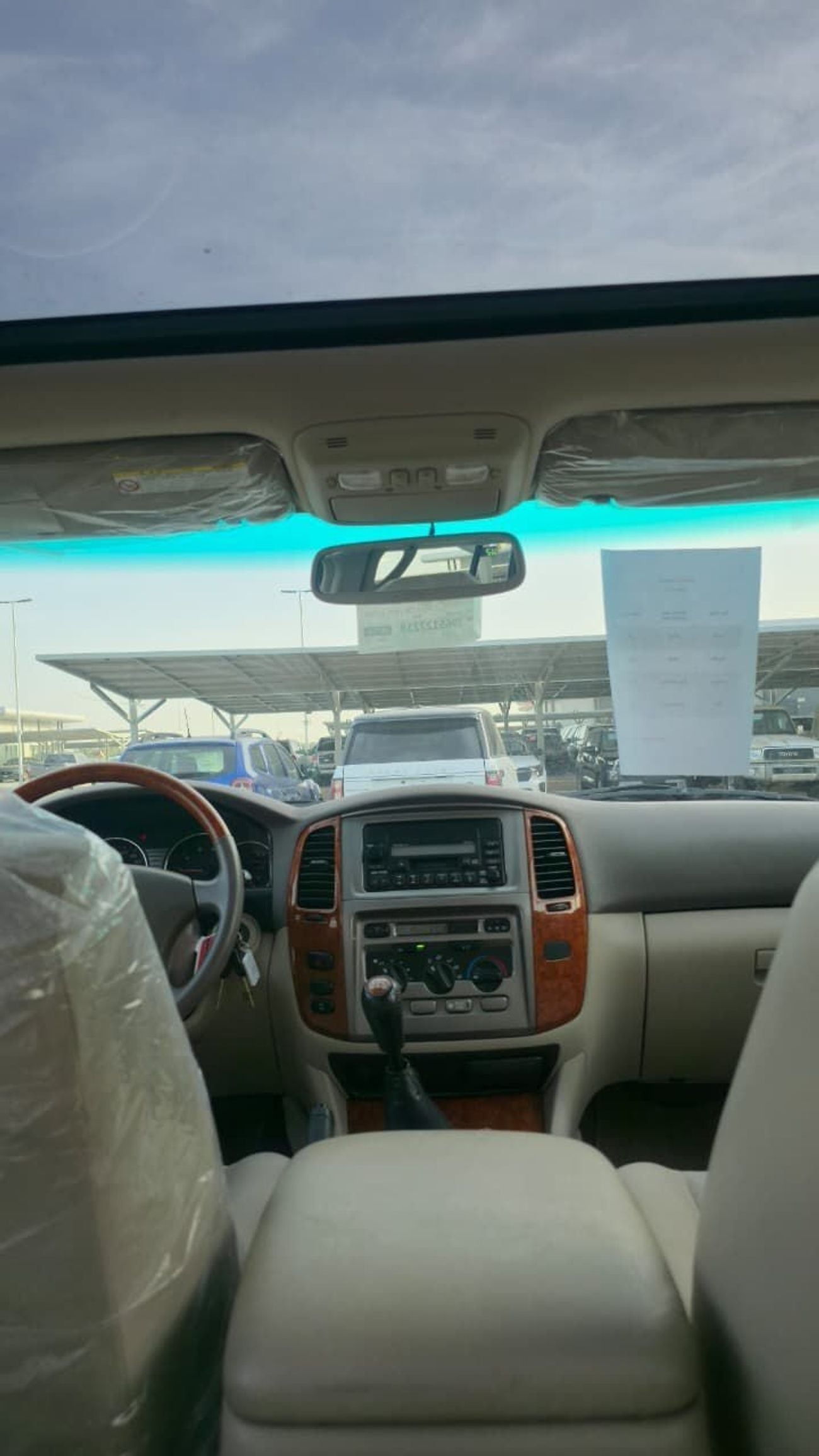 Toyota Land Cruiser GXR GCC only 30900 KM