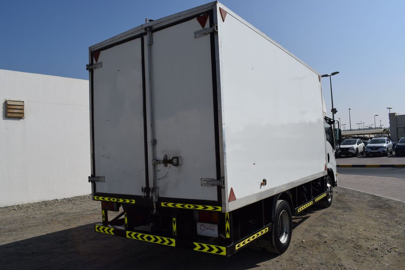 إيسوزو NPR Isuzu Npr Pick up with Box, model:2021. Excellent condition