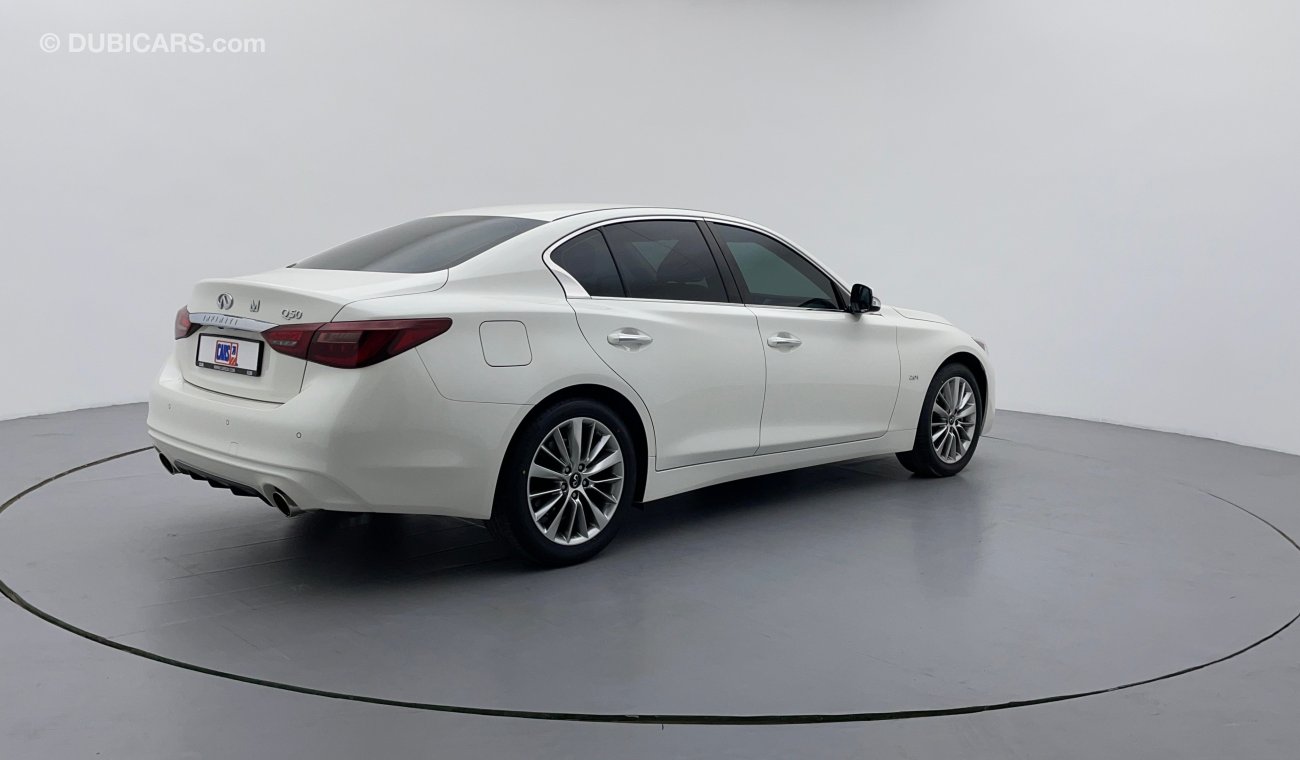 إنفينيتي Q50 LUXURY 2000