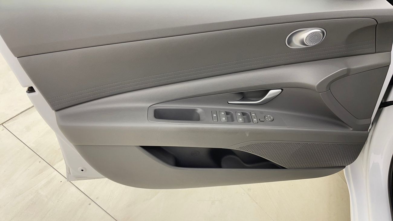 هيونداي إلانترا SMART 1.6 | بدون دفعة مقدمة | اختبار القيادة في المنزل