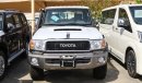 Toyota Land Cruiser Pick Up LX V8