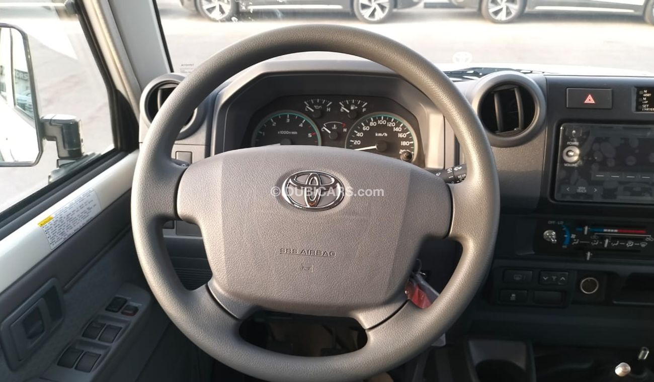 Toyota Land Cruiser 70