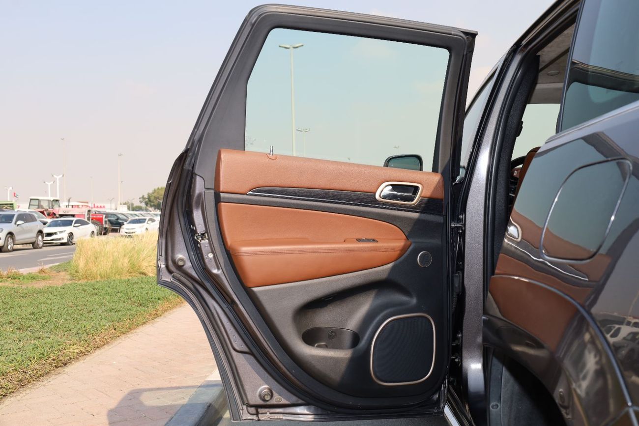 جيب جراند واجونير Low mileage, GCC Specs, very clean condition