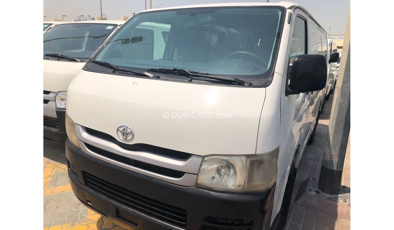 Toyota Hiace Toyota Hiace Van,model:2008.Excellent condition