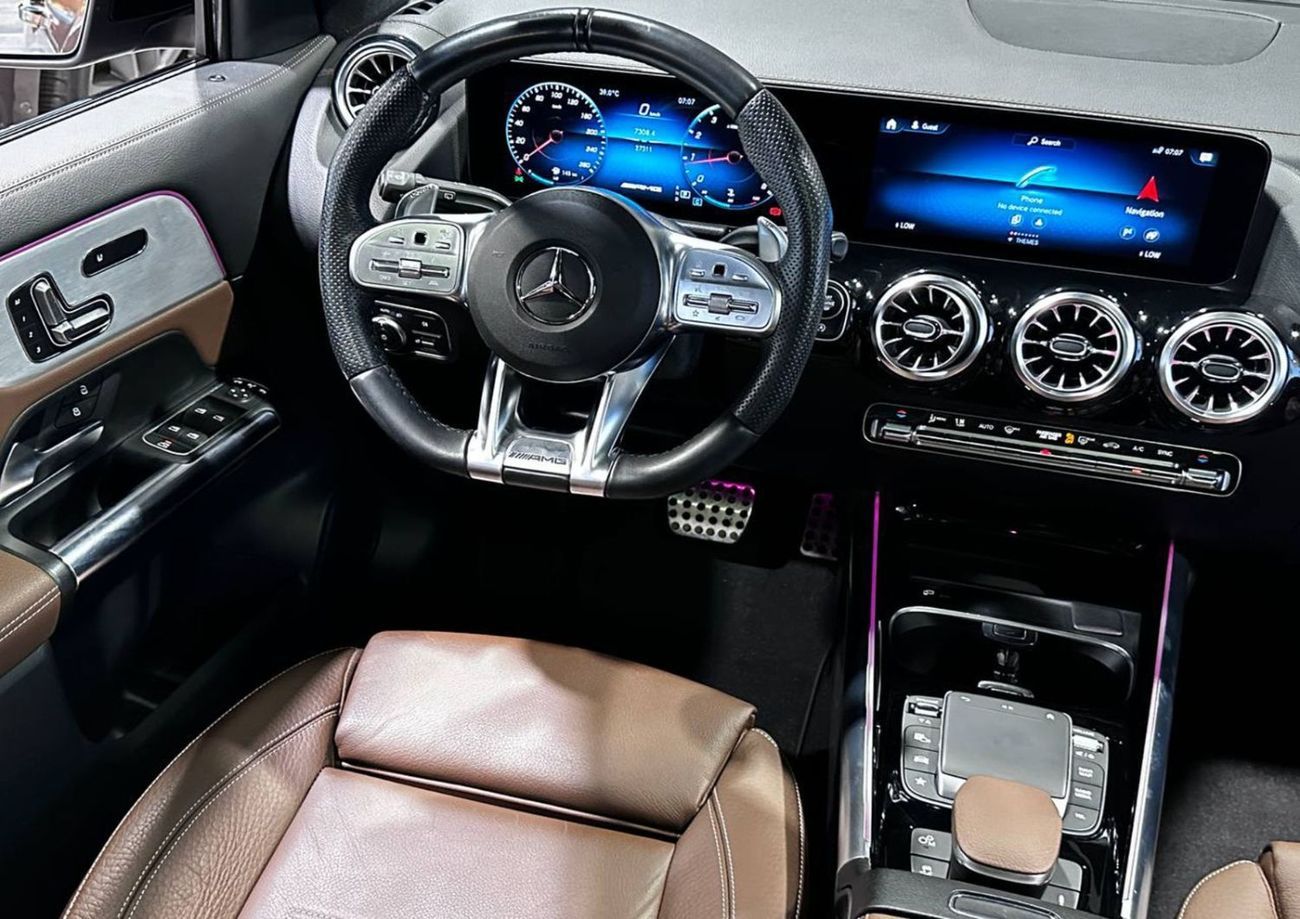 Mercedes-Benz GLA 35 AMG 4MATIC