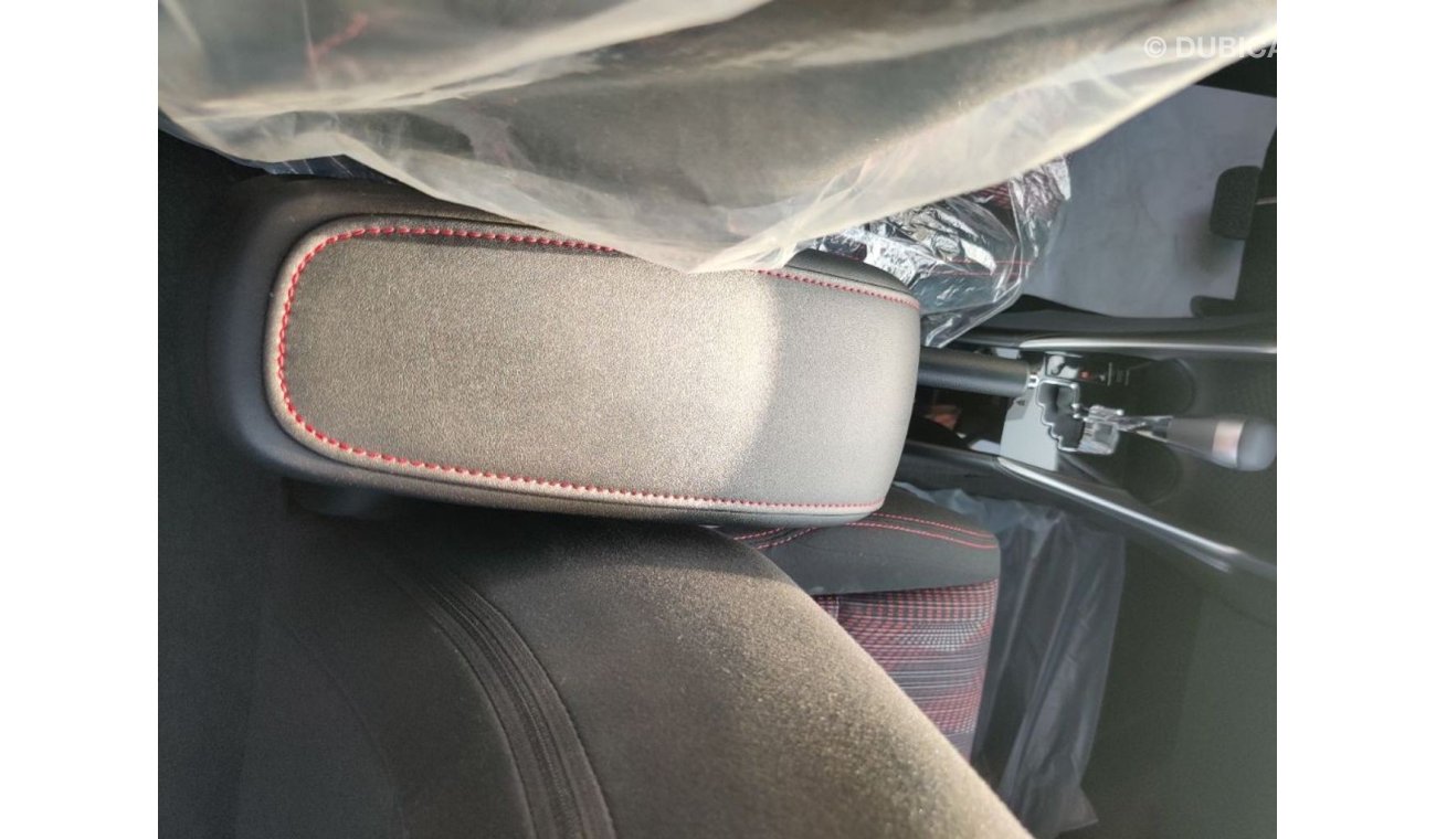 تويوتا يارس ToyotalYarus/2019/Petrol/ Fabrics seats