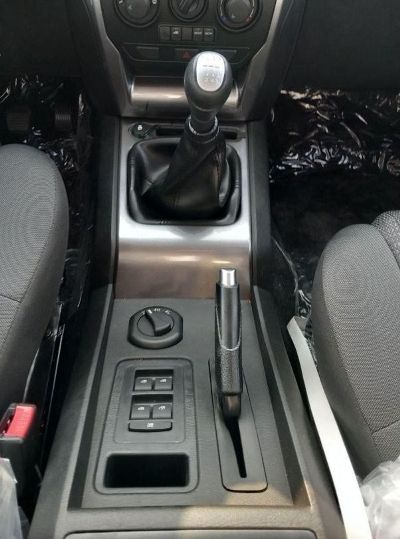 Mahindra Pik Up 2.2L DIESEL S6 4X4 MANUAL TRANSMISSION DOUBLE CABIN PICKUP(FOR EXPORT)