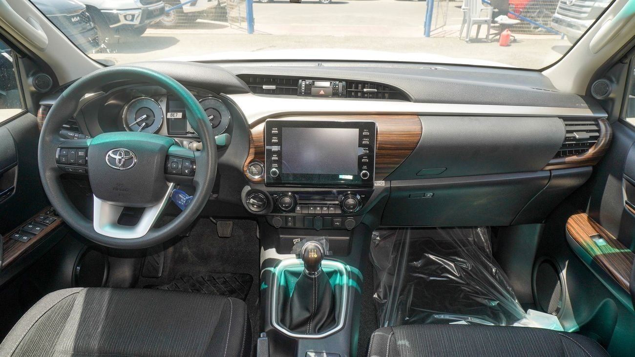 Toyota Hilux TOYOTA HILUX 2.7L M/T - FULL OPTION - 2025/2025