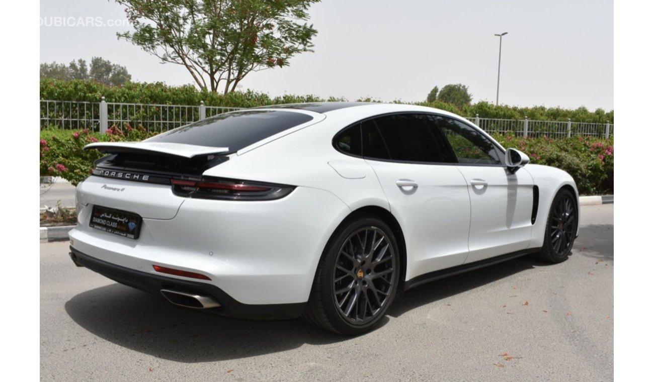 Porsche Panamera 4