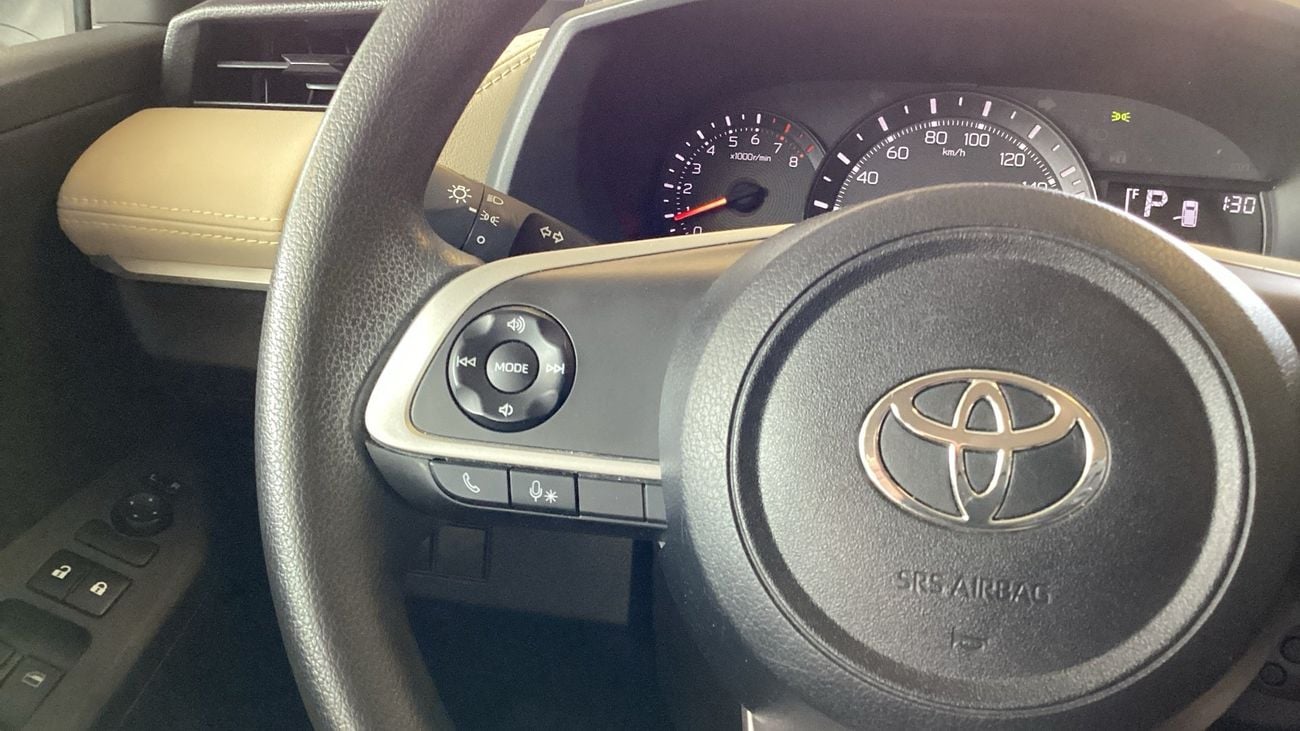 تويوتا يارس 1.5 VVT-I E CVT | شامل الضمان | 0 ﺪﻔﻋﺓ ﺃﻮﻟﻯ