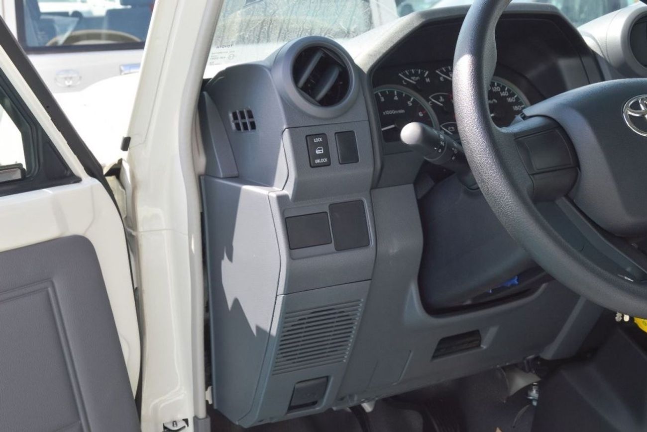 تويوتا لاند كروزر 70 TOYOTA LAND CRUISER 78 SERIES 4.0L 4WD PETROL SUV 2024 | AUTO TRANSMISSION | MANUAL WINDOWS | STEELS