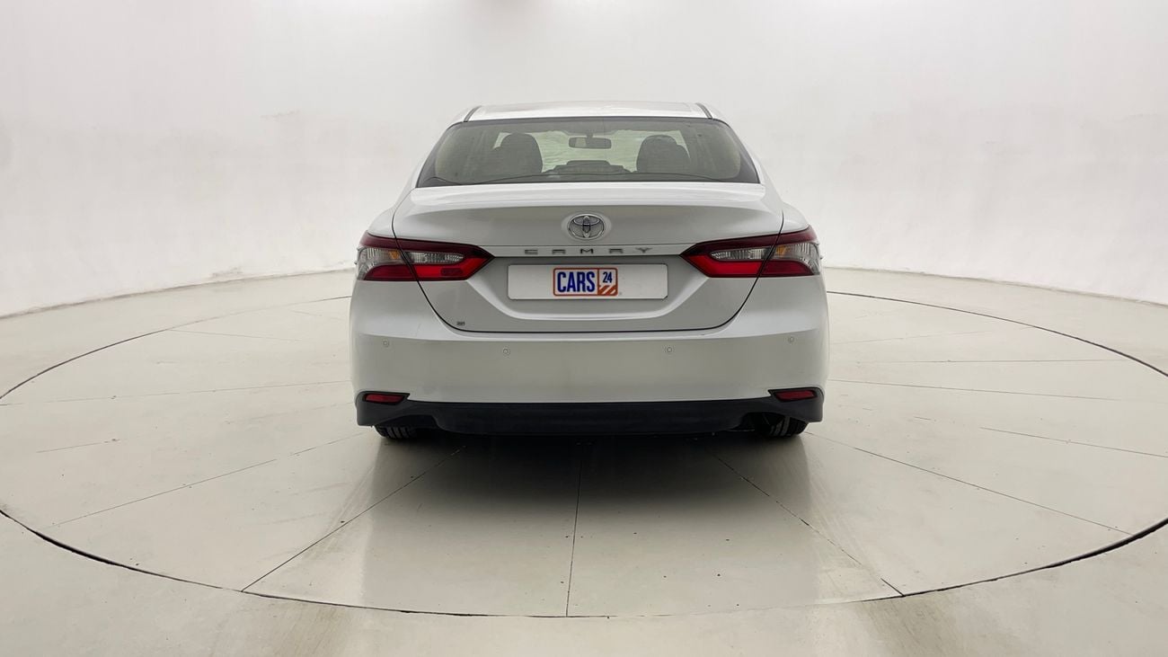 تويوتا كامري S 2.5 | بدون دفعة مقدمة | اختبار القيادة في المنزل