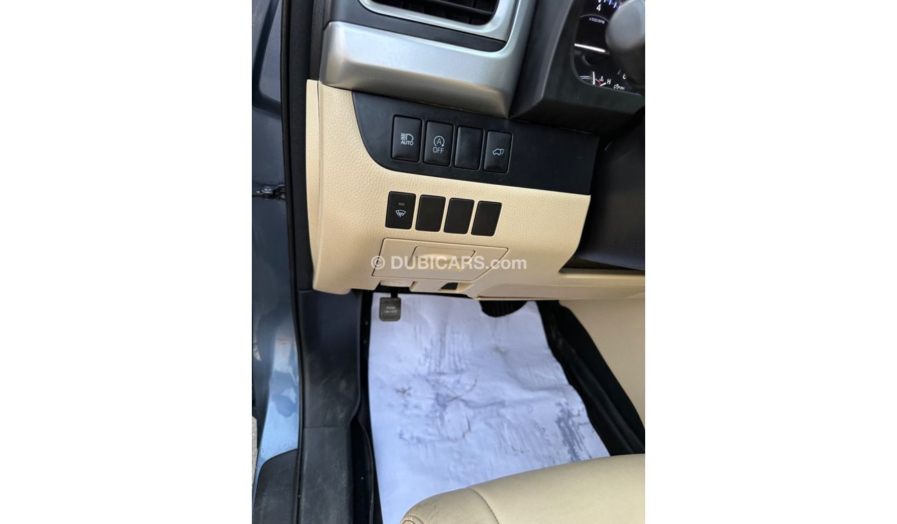 Toyota Highlander 2017 TOYOTA HIGHLANDER XLE 4x4 IMPORTED FROM USA VERY CLEAN CAR INSIDE AND OUT SIDE FOR MORE INFORMA