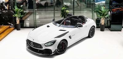 Mercedes Benz AMG GT 4.0L V8 Bi-Turbo Engine