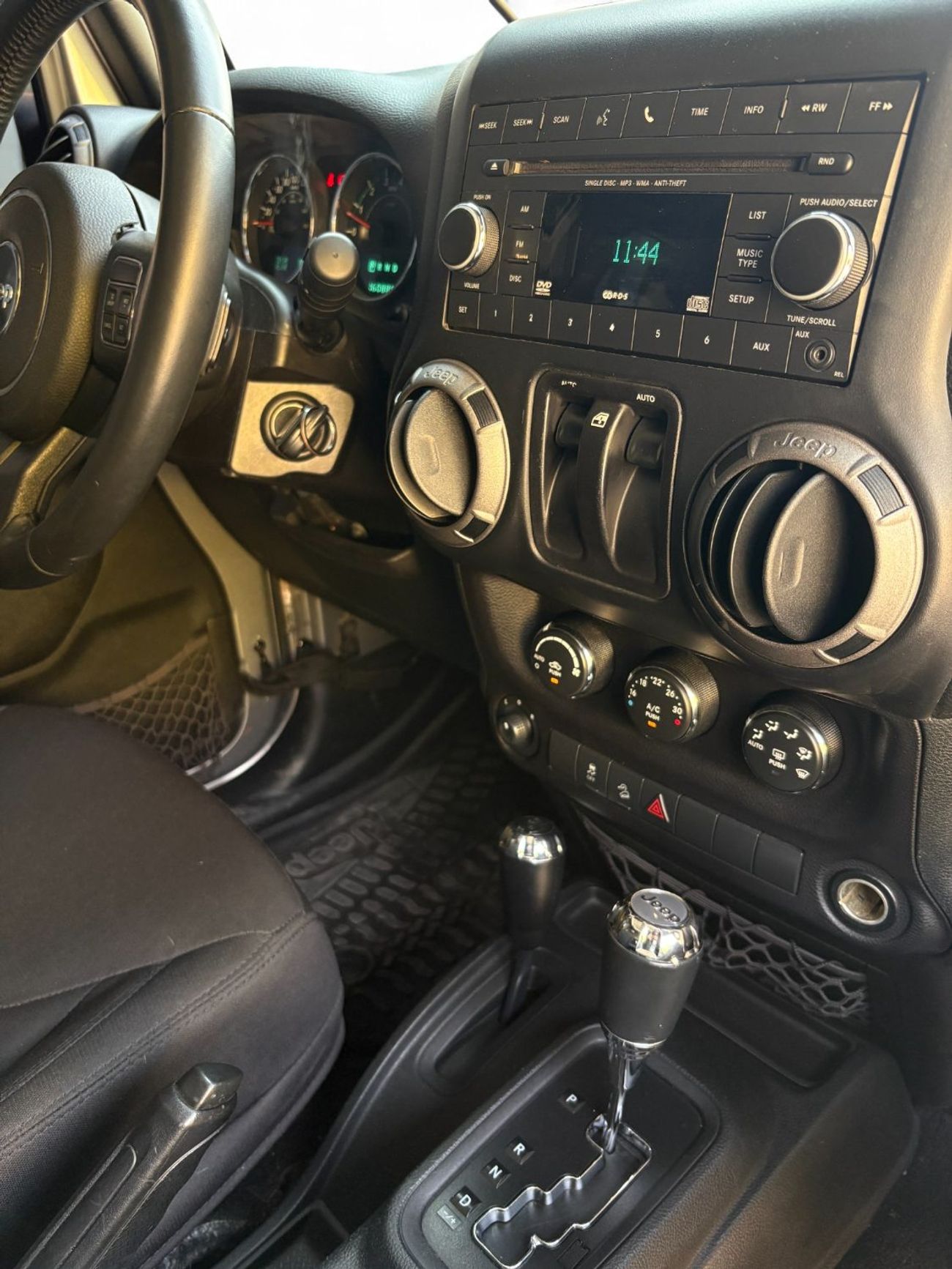 Jeep Wrangler Willys Wheeler 3.6L A/T (2 Door) | 2017 | GCC SPECS | AED 1,150 / month