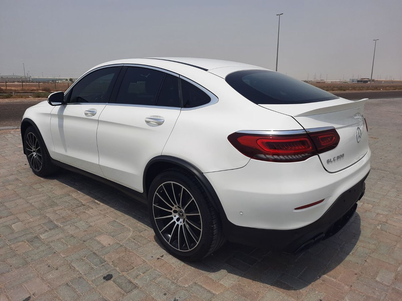 Mercedes-Benz GLC 300 Coupe AMG Mercedes GLC300 coupe 2019 kit 63 full option