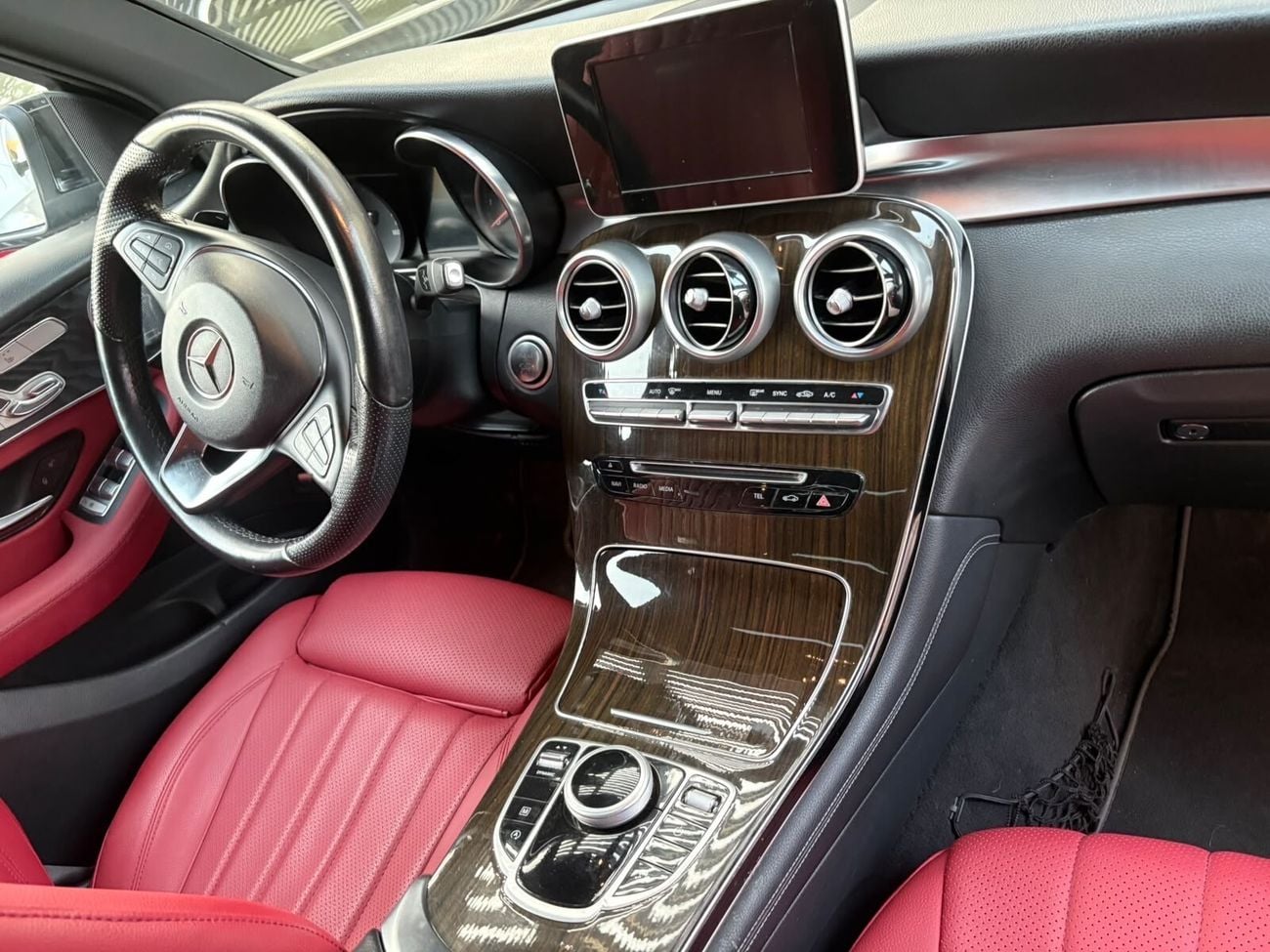 Mercedes Benz GLC 300