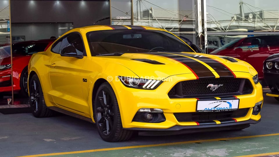 Ford Mustang GT Premium, 5.0 V8 GCC, M/T with Dealer Warranty until