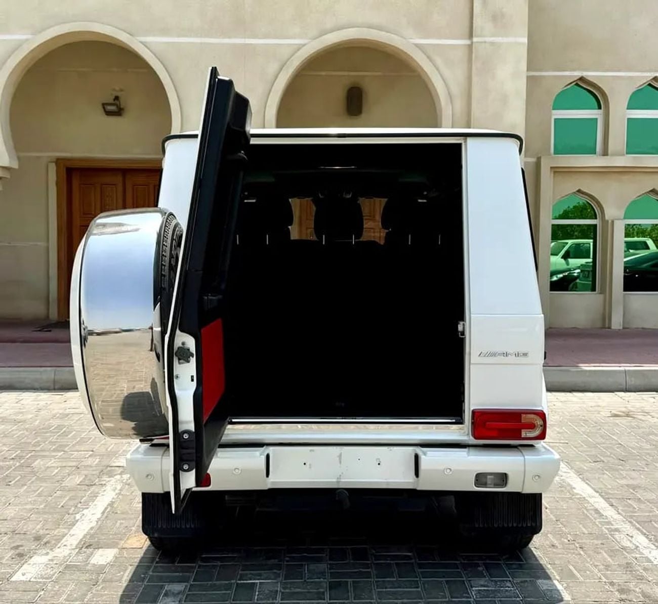 Mercedes Benz G63 AMG No accident no paint very clean without any issues