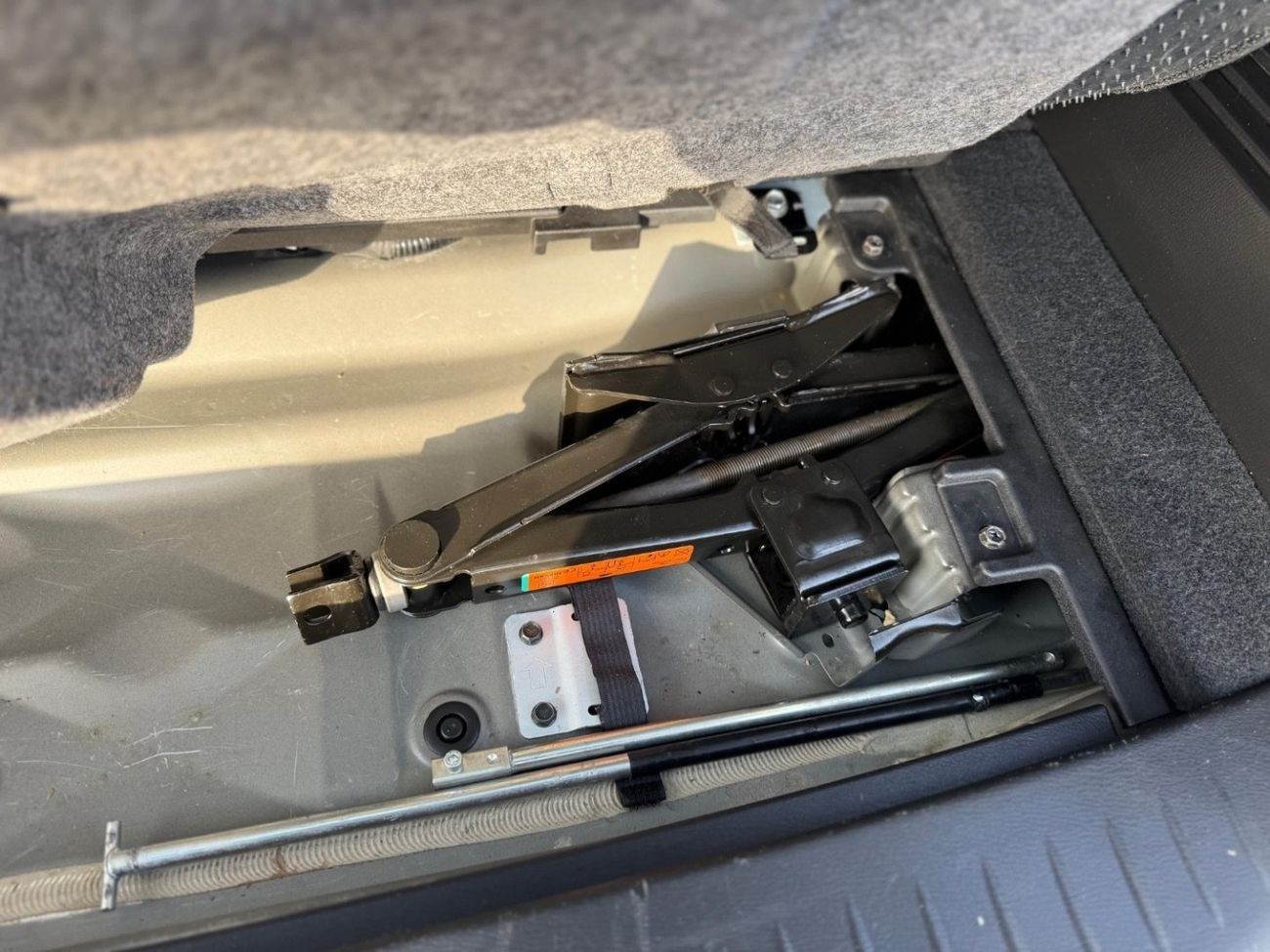 Nissan Armada SL 4WD