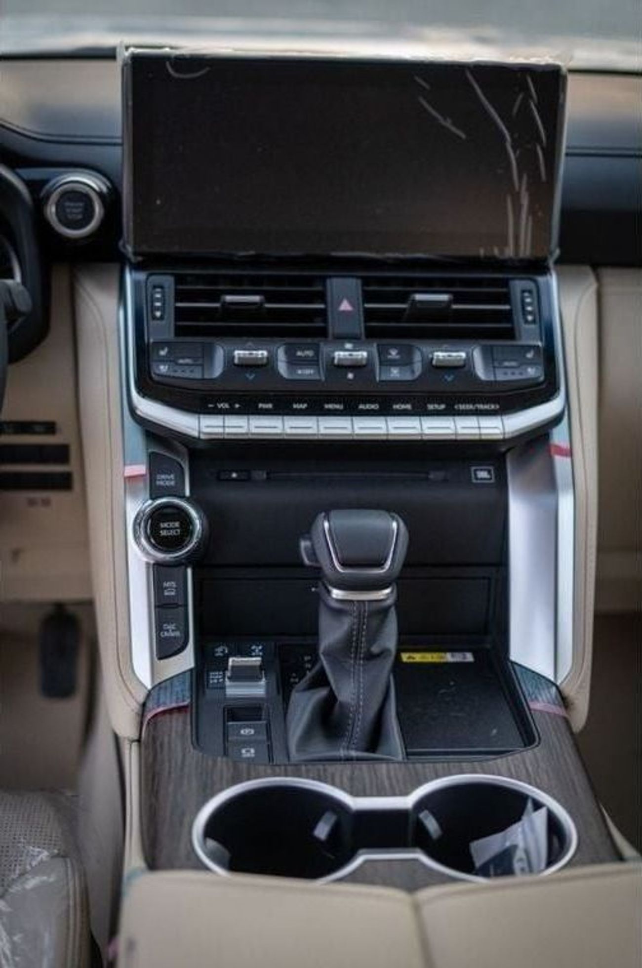 تويوتا لاند كروزر LC300 VX-R V6 3.5L Petrol 2025YM