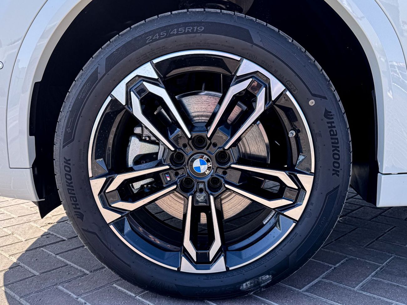 بي أم دبليو X2 