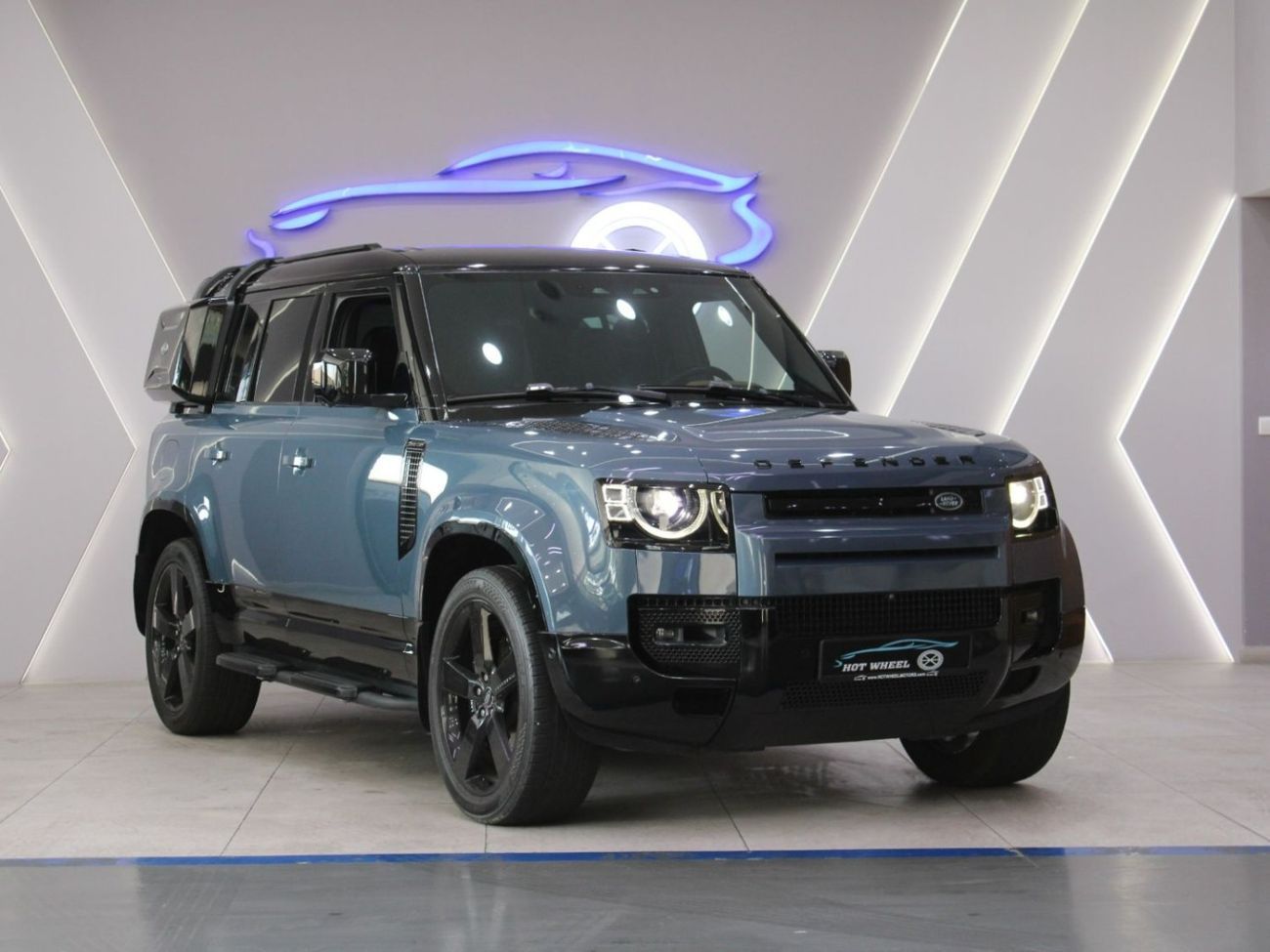 Land Rover Defender 2022 - Land Rover Defender | V6 | GCC specs