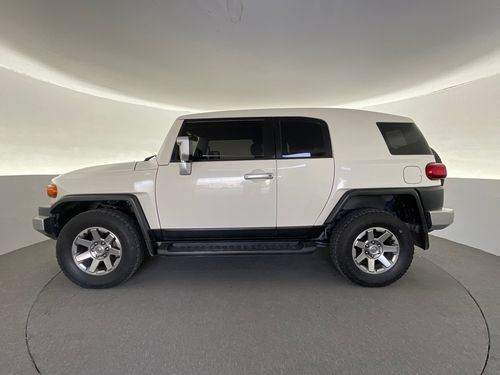 Toyota FJ Cruiser GXR | Guaranteed Warranty | 0 Down Payment