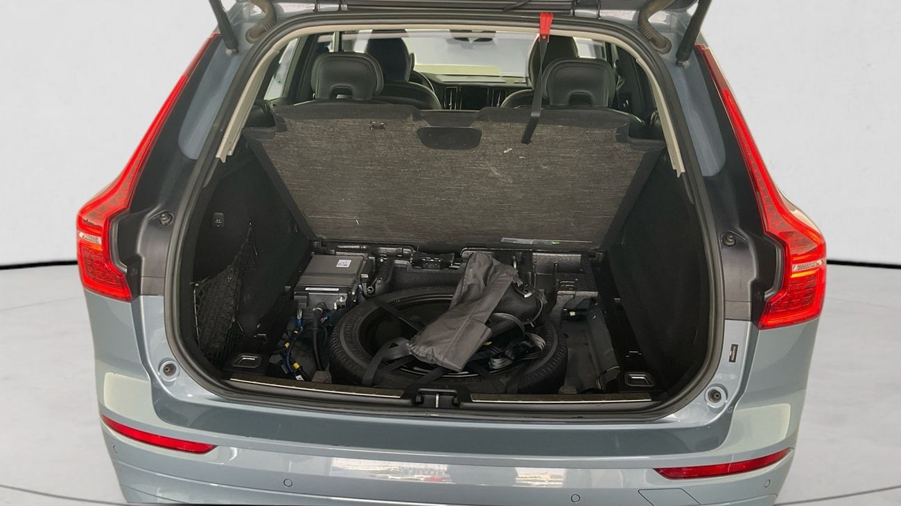 Volvo XC60 B5 Core | upto AED 20,000 Ramadan Discount | Guaranteed Warranty | 0 Down Payment