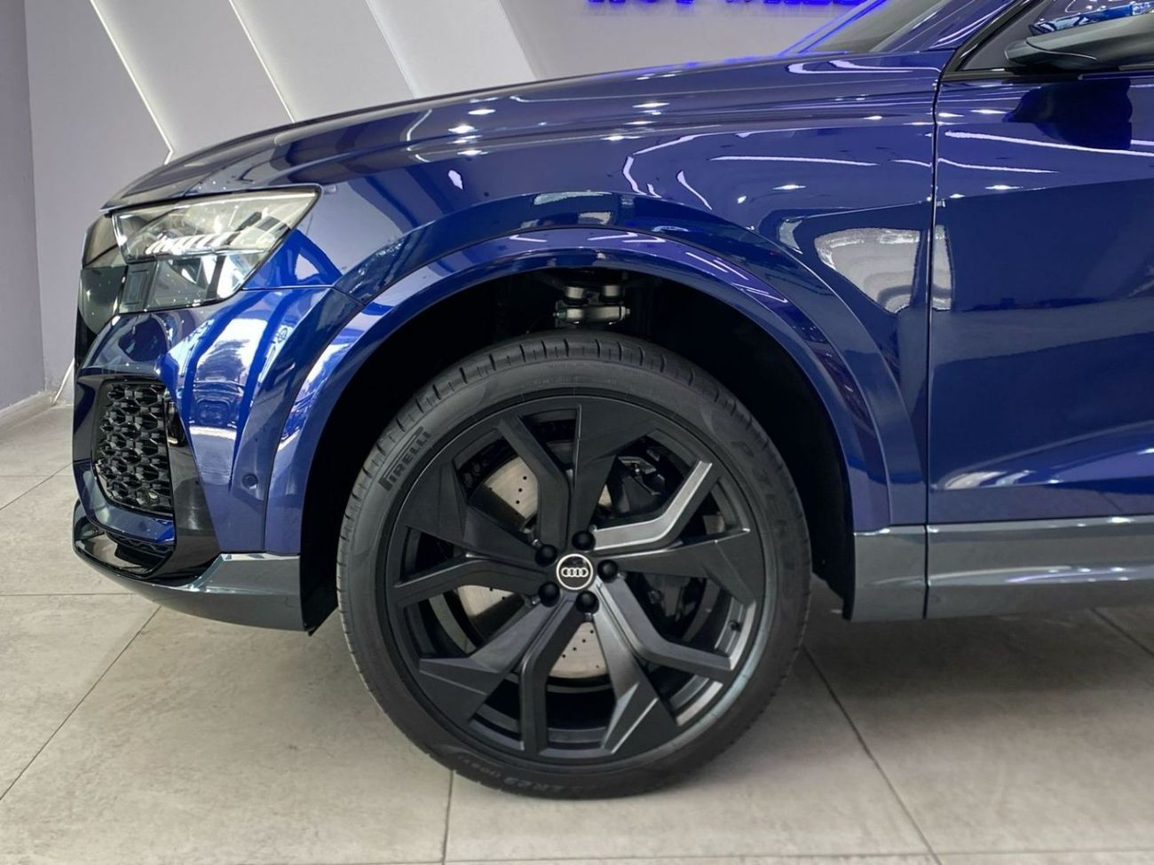 أودي RSQ8 TFSI quattro 4.0L