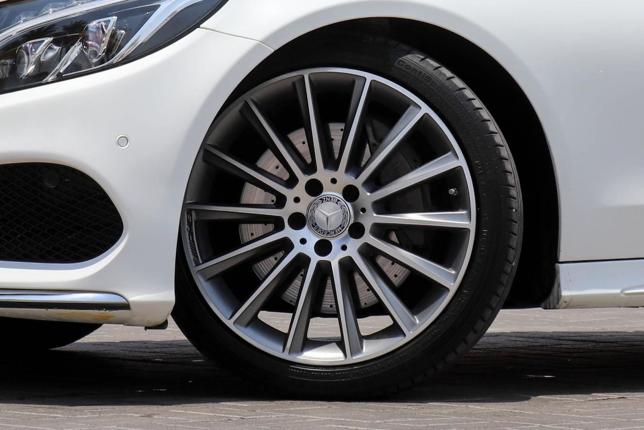 Mercedes-Benz C 300 C205