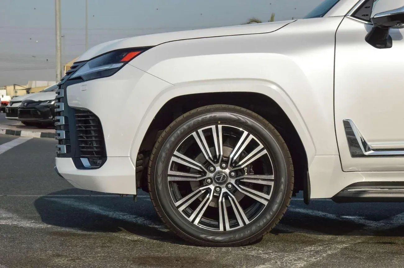 Lexus LX600 LX 600 Signature 3.5L