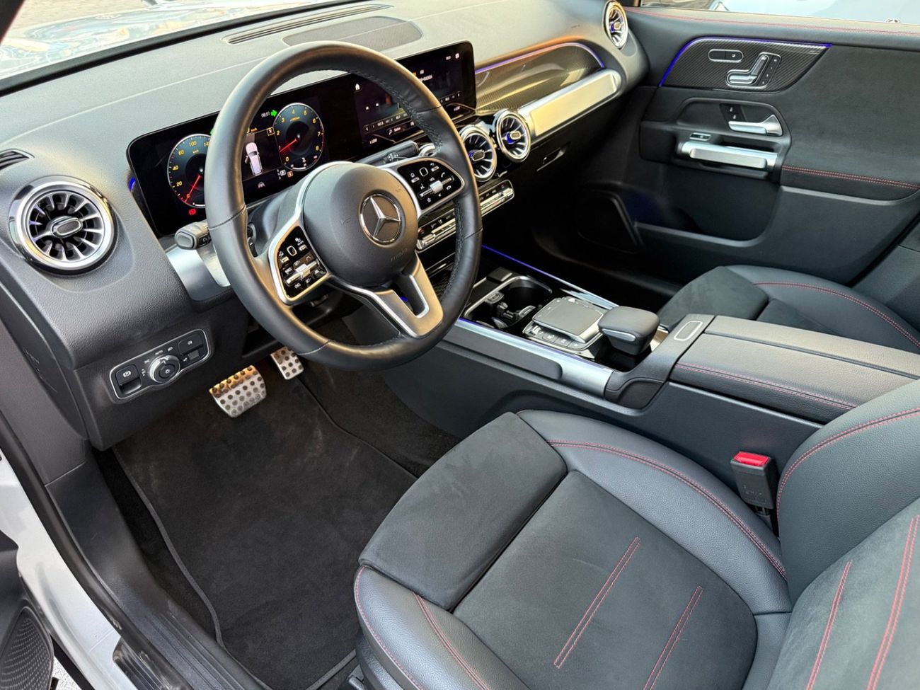 Mercedes-Benz GLB 250 Premium 2.0L (5 Seater)